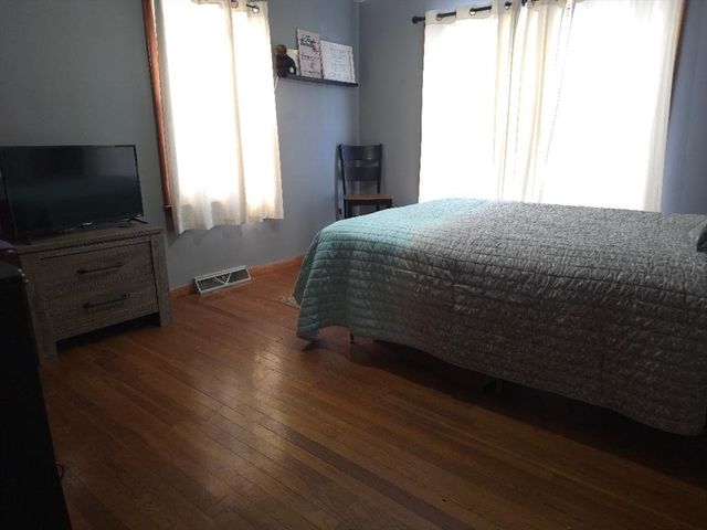 40 Biscayne Street, Leominster, MA 01453