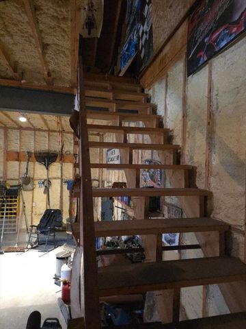 40 Biscayne Street, Leominster, MA 01453