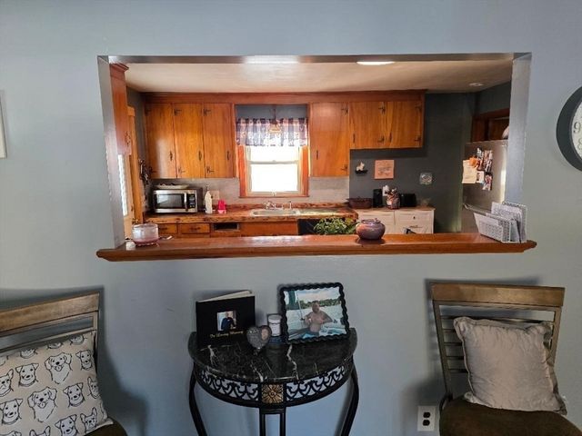 40 Biscayne Street, Leominster, MA 01453