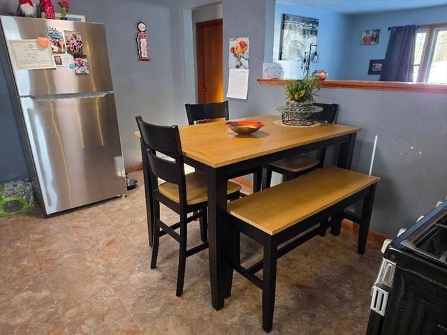 40 Biscayne Street, Leominster, MA 01453