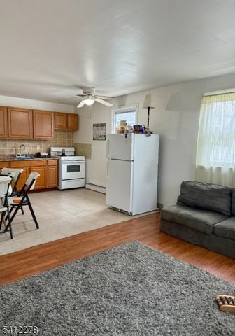 608 Summit Ave, Westville Boro, NJ 08093