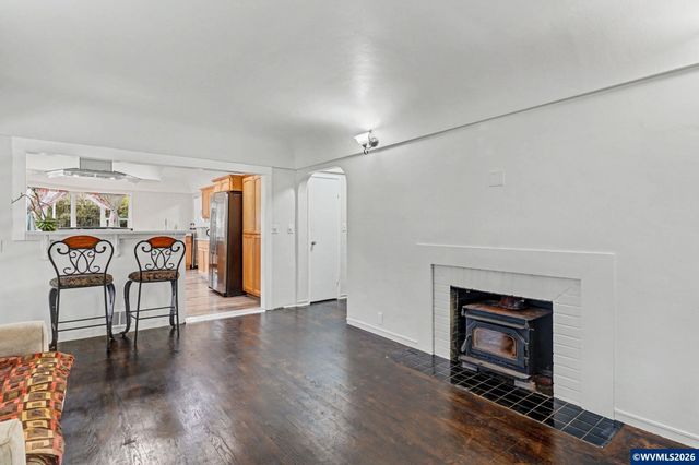 1080 Glen Creek Rd NW, Salem, OR 97304