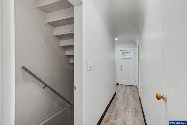 1080 Glen Creek Rd NW, Salem, OR 97304