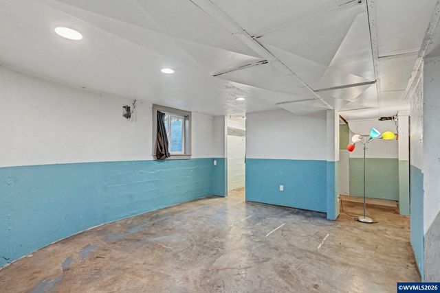 1080 Glen Creek Rd NW, Salem, OR 97304