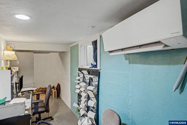 1080 Glen Creek Rd NW, Salem, OR 97304