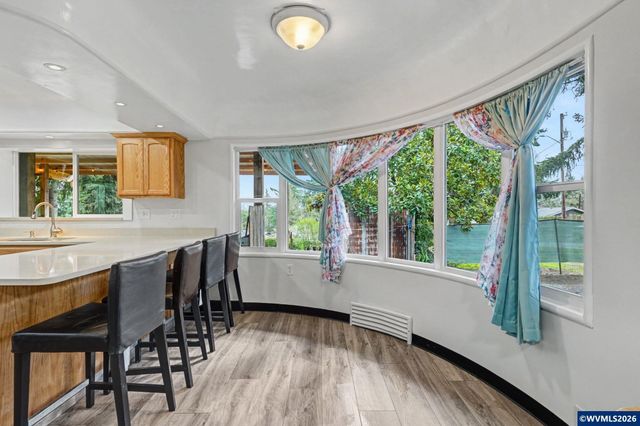 1080 Glen Creek Rd NW, Salem, OR 97304