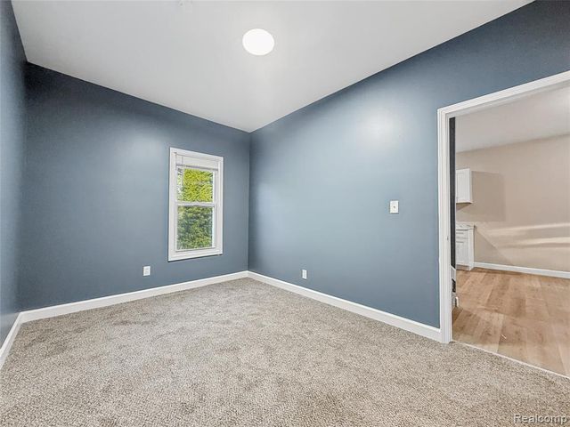 3446 Seyburn Street, Detroit, MI 48214