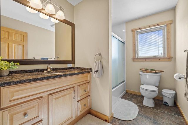 9065 377th AVENUE, Twin Lakes, WI 53181