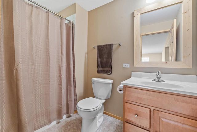 9065 377th AVENUE, Twin Lakes, WI 53181