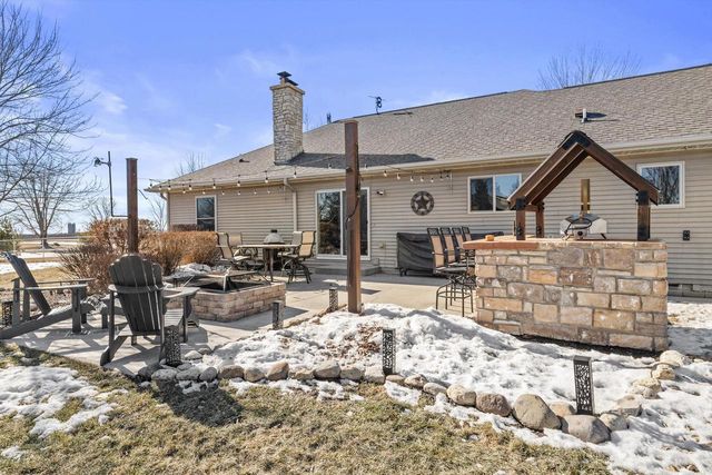 9065 377th AVENUE, Twin Lakes, WI 53181