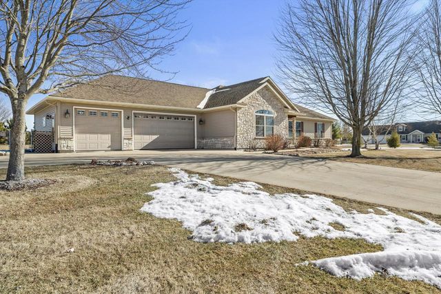 9065 377th AVENUE, Twin Lakes, WI 53181