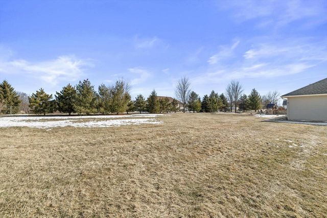 9065 377th AVENUE, Twin Lakes, WI 53181