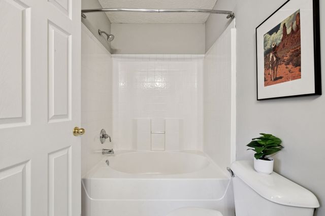 594 Flintlock Ct, Nashville, TN 37217