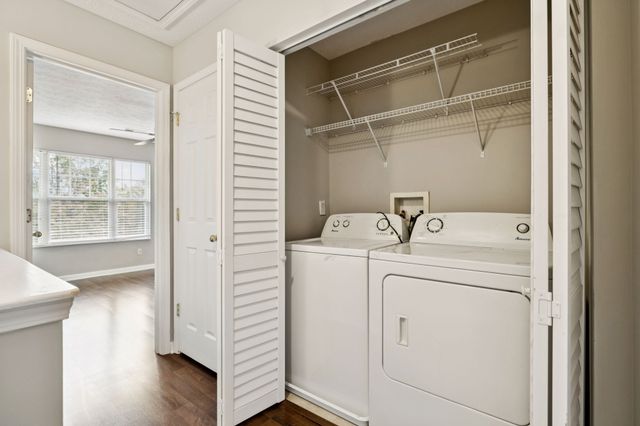 594 Flintlock Ct, Nashville, TN 37217