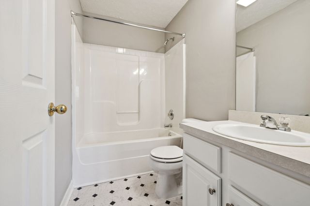 594 Flintlock Ct, Nashville, TN 37217