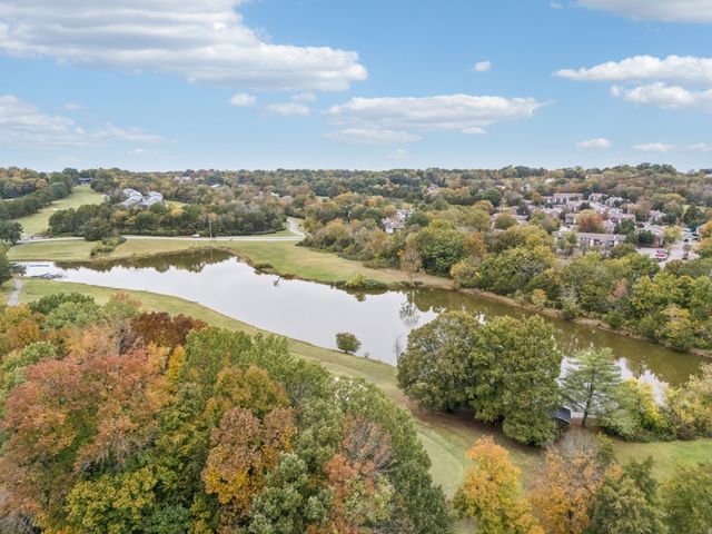 594 Flintlock Ct, Nashville, TN 37217