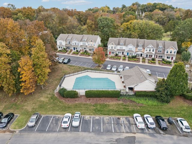 594 Flintlock Ct, Nashville, TN 37217