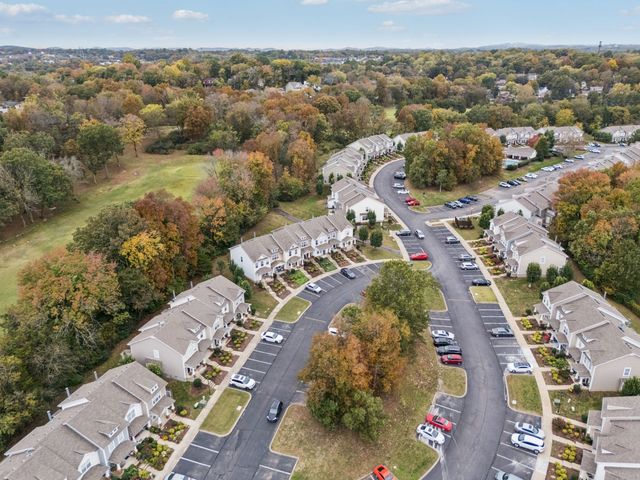 594 Flintlock Ct, Nashville, TN 37217