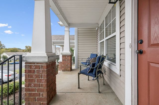 594 Flintlock Ct, Nashville, TN 37217