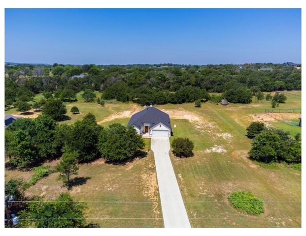 116 Grey Hound Lane, Poolville, TX 76487