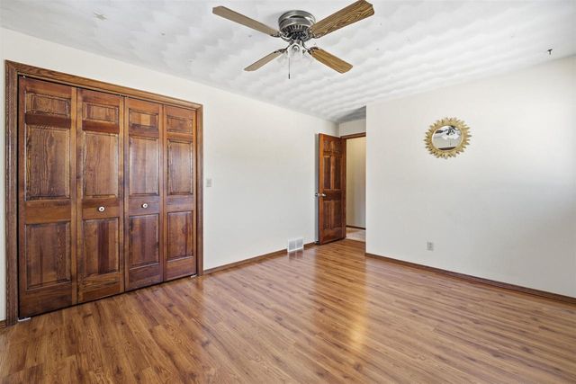 W6534 MANITOWOC ROAD, Menasha, WI 54952