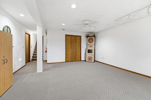 W6534 MANITOWOC ROAD, Menasha, WI 54952