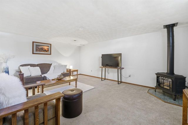 W6534 MANITOWOC ROAD, Menasha, WI 54952