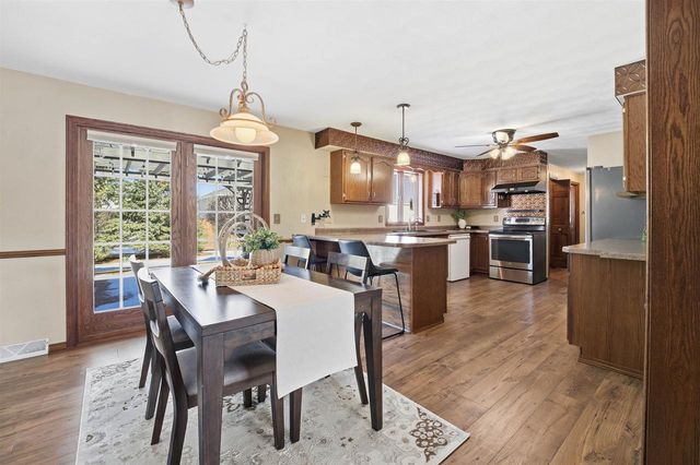 W6534 MANITOWOC ROAD, Menasha, WI 54952