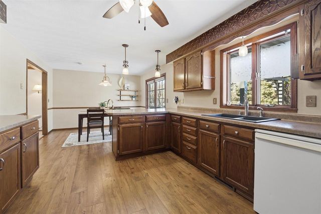 W6534 MANITOWOC ROAD, Menasha, WI 54952