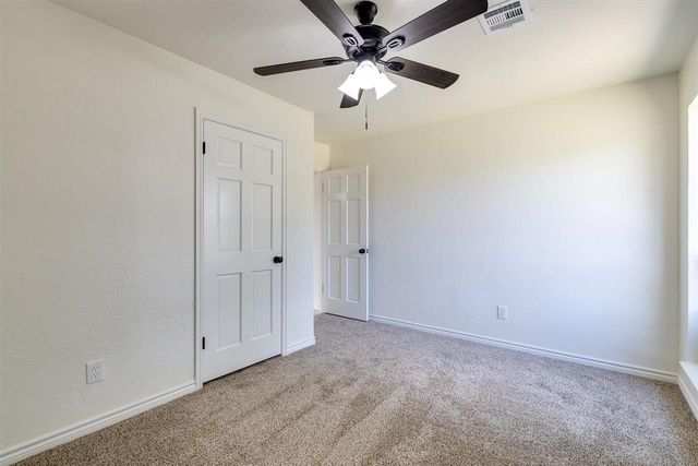 110 NE 51st St, Lawton, OK 73507
