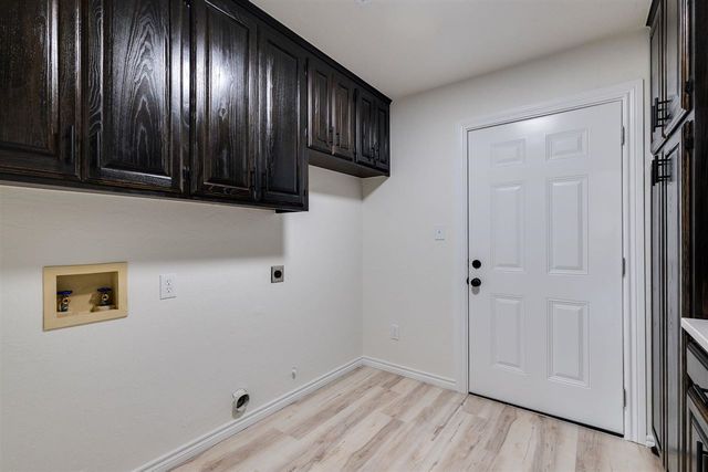 110 NE 51st St, Lawton, OK 73507