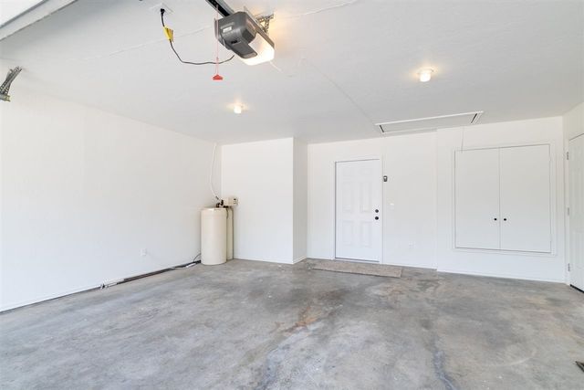 110 NE 51st St, Lawton, OK 73507