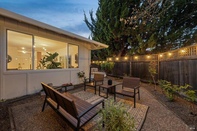 543 Avenue Del Oro, Sonoma, CA 95476