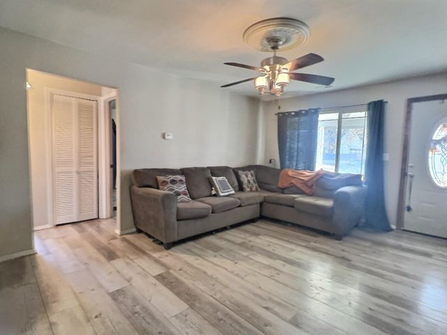 1908 S Ellis St, Wichita, KS 67211