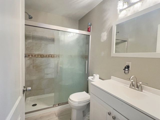 1908 S Ellis St, Wichita, KS 67211