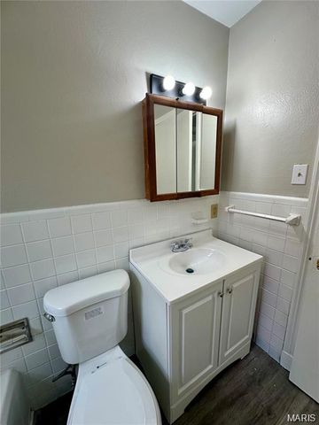 1422 Tamerton Avenue, University City, MO 63132
