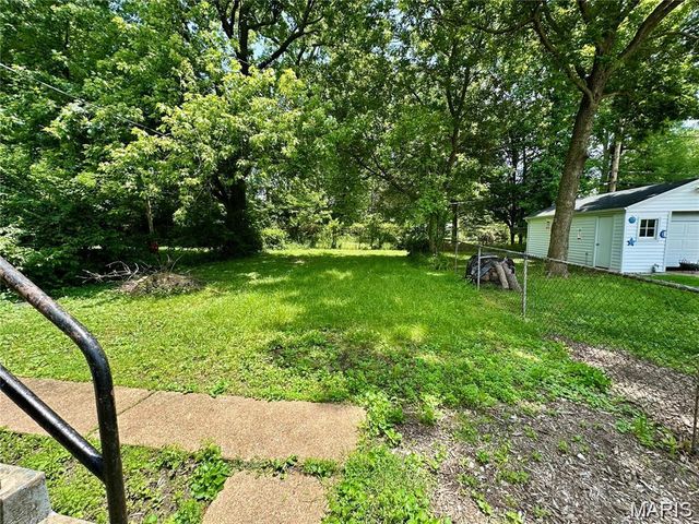 1422 Tamerton Avenue, University City, MO 63132