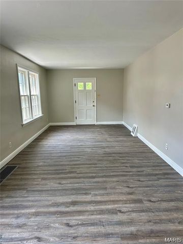 1422 Tamerton Avenue, University City, MO 63132