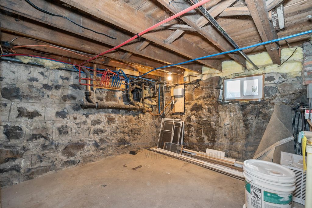 1631 W 1st Ave, Spokane, WA 99201 photo 28