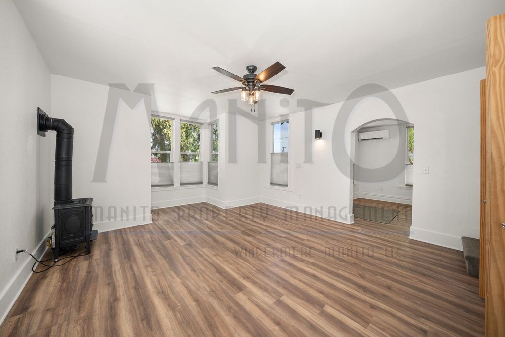 1631 W 1st Ave, Spokane, WA 99201 photo 7