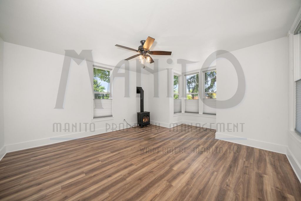 1631 W 1st Ave, Spokane, WA 99201 photo 8