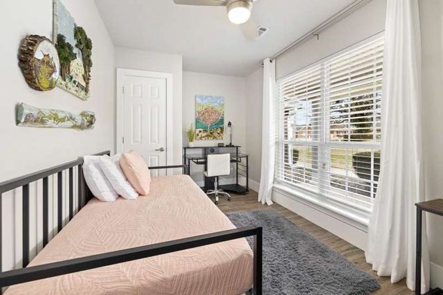 85 N Letitia Avenue, Fayetteville, AR 72701