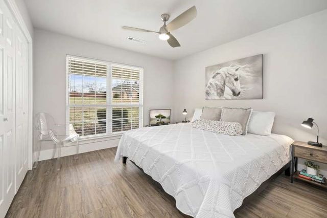 85 N Letitia Avenue, Fayetteville, AR 72701