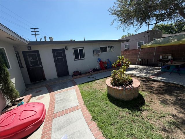 939 N Clementine, Anaheim, CA 92805