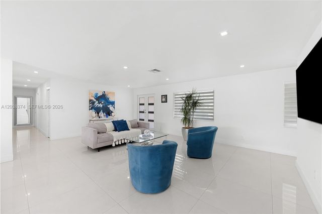 9724 SW 4th Terrace, Miami, FL 33174