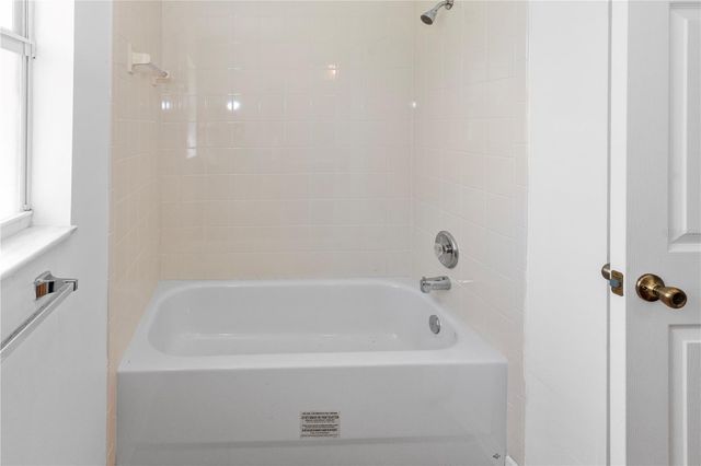 1415 E ANNIE STREET, Tampa, FL 33612