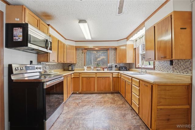 4887 Porter Hollow Road, Great Valley, NY 14741