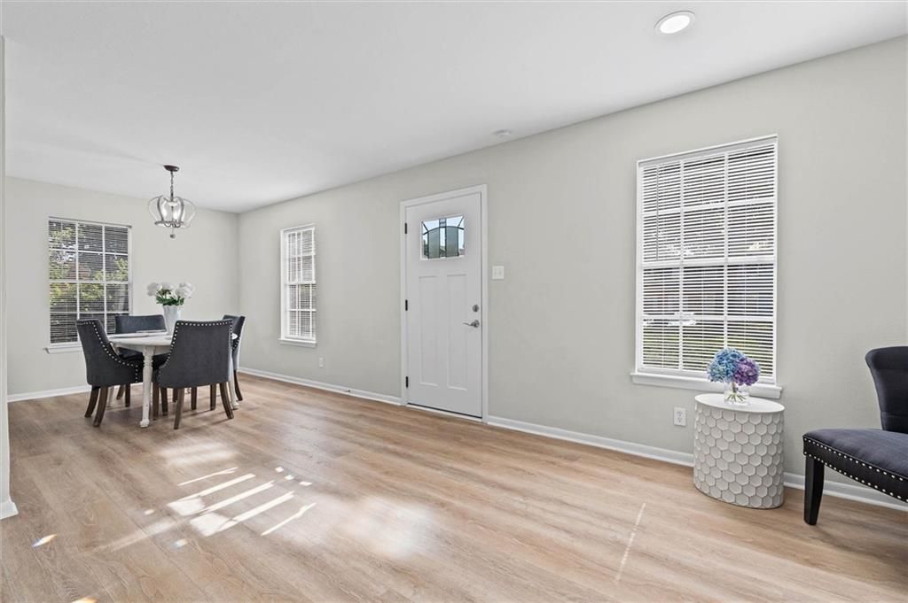 4017 Cottage Hill Road 14, Mobile, AL 36609 — photo 2