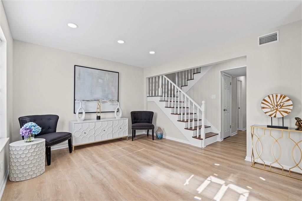 4017 Cottage Hill Road 14, Mobile, AL 36609 — photo 3