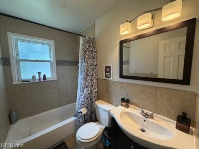 201 Wynn ST, Portsmouth, VA 23701